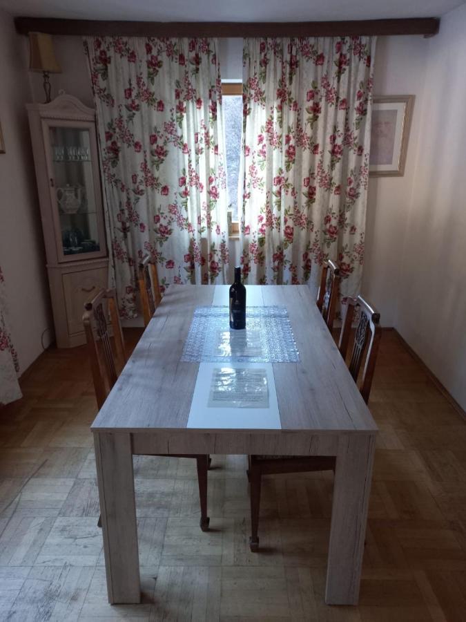 Large Family Holiday Home Siren Stays Leoben  ภายนอก รูปภาพ