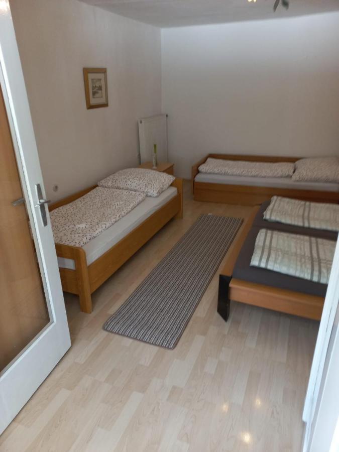 Large Family Holiday Home Siren Stays Leoben  ภายนอก รูปภาพ