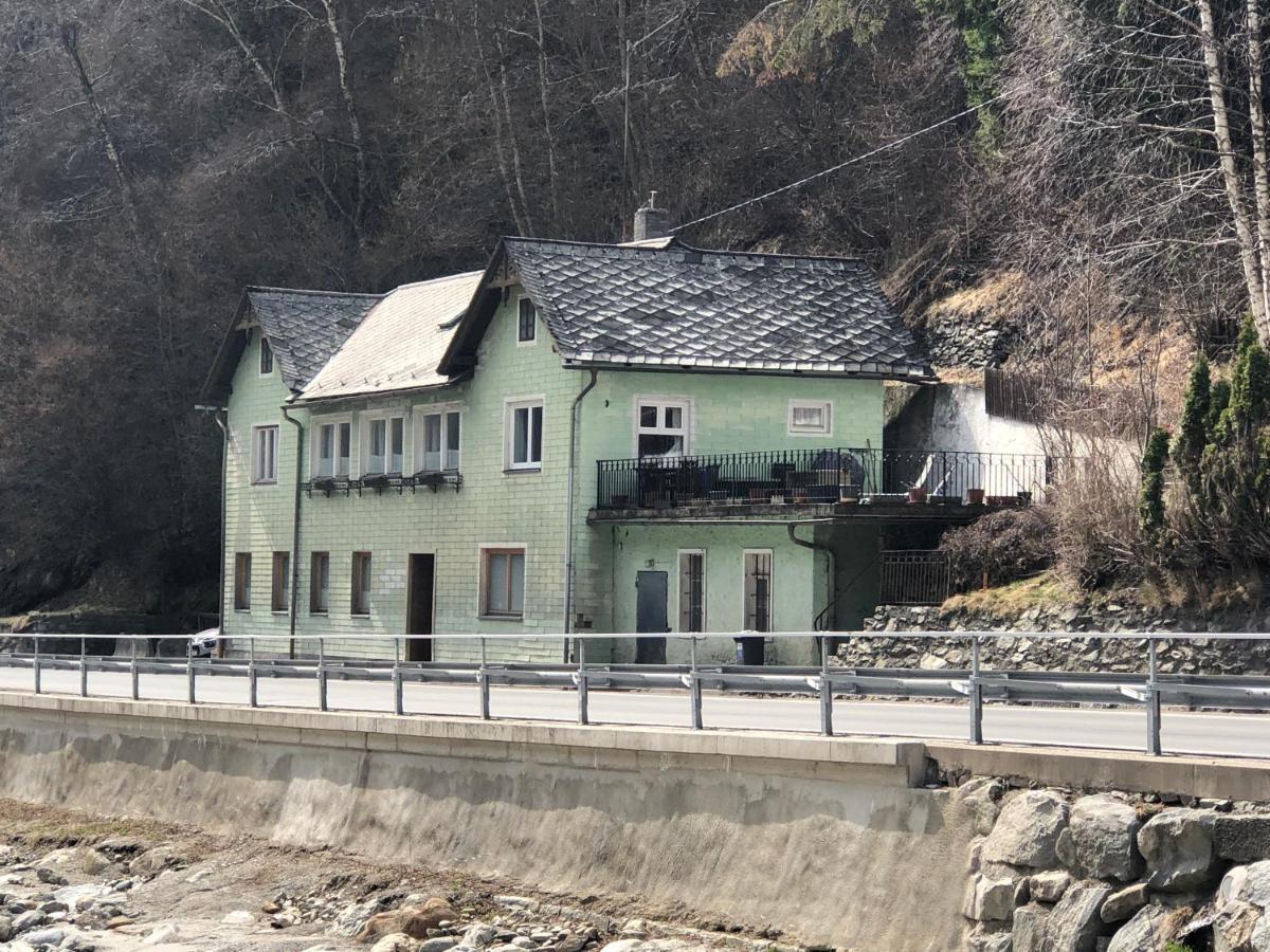 Large Family Holiday Home Siren Stays Leoben  ภายนอก รูปภาพ